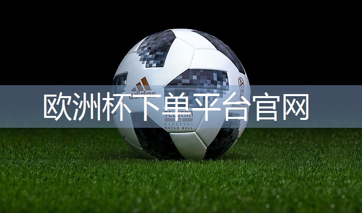 健身器材跪着下拉